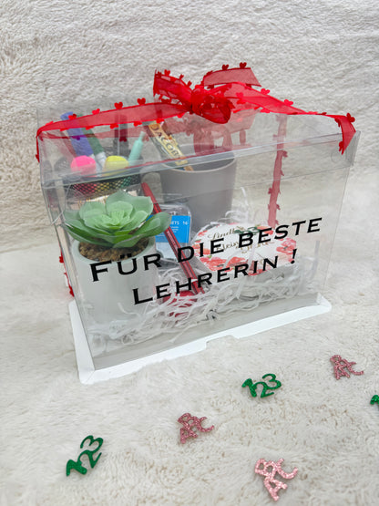 Lehrer/-in - Ein Dankeschön für die täglichen Heldentaten im Klassenzimmer - PureBox